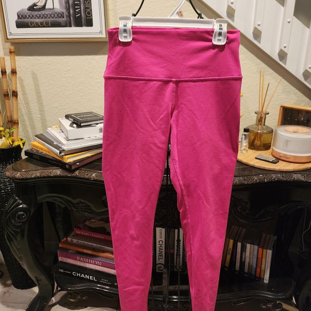 Alo leggings size s used